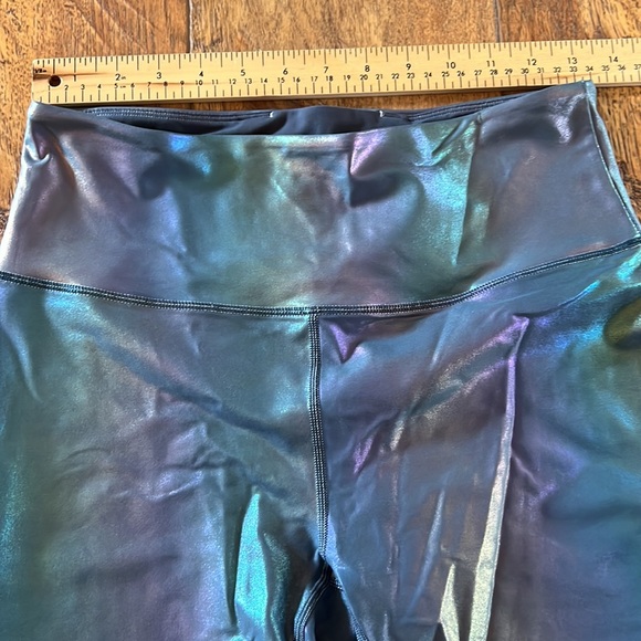 Zyia Active 12 Metallic Leggings - Picture 7 of 12